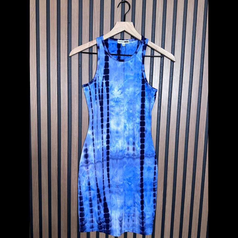New Fashion Nova Mini Dress Small Women Blue Tie Dye Abstract Vibe Fitted Cuttie